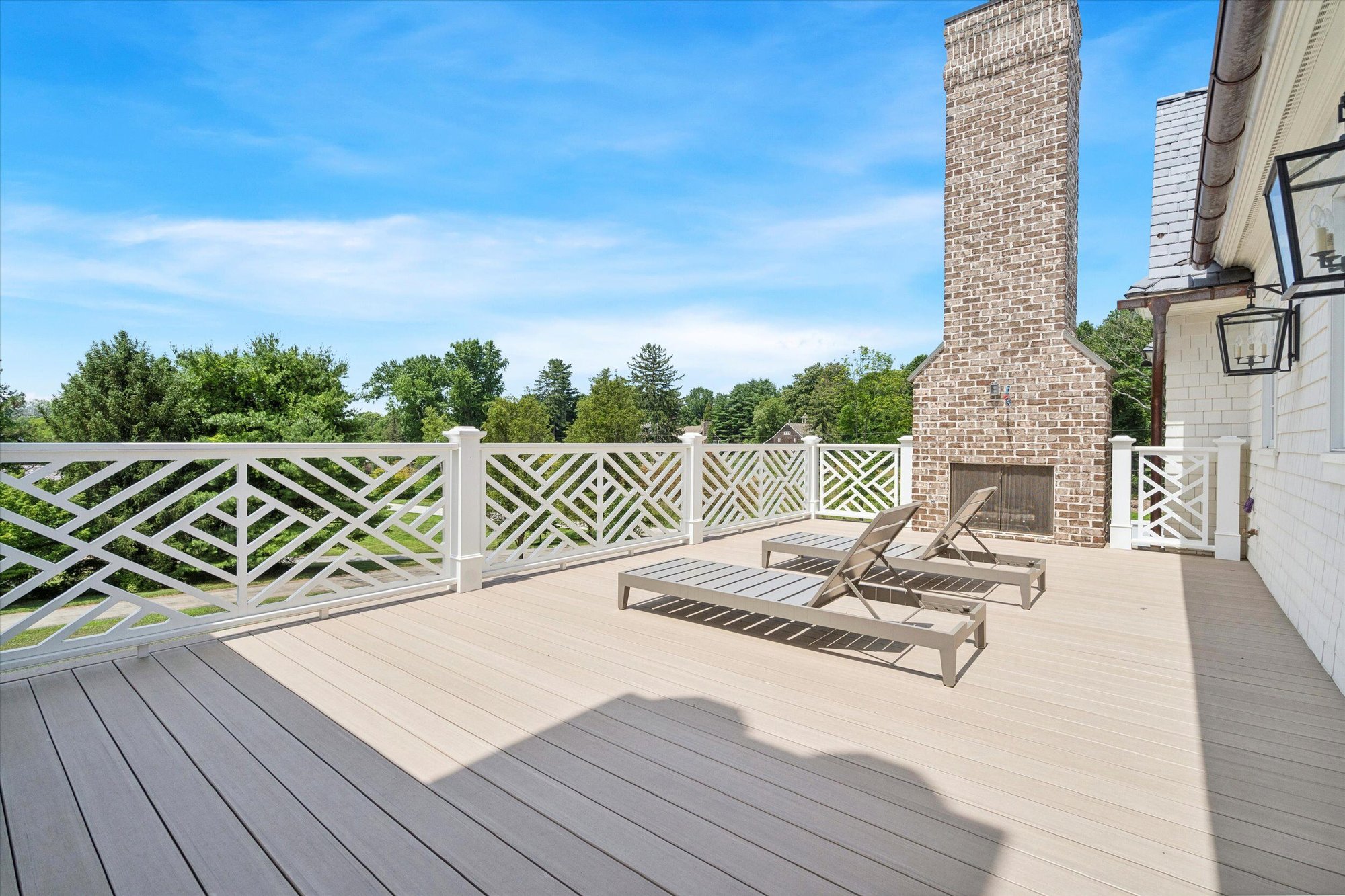 Main Line Residence Terrace